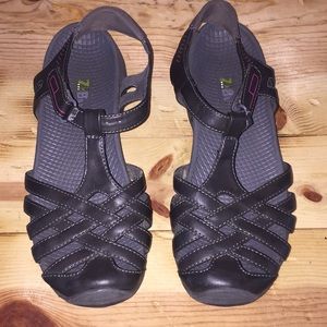 ZiBu Beena Sandals